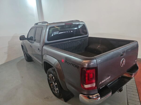 Volkswagen Amarok - Image 18
