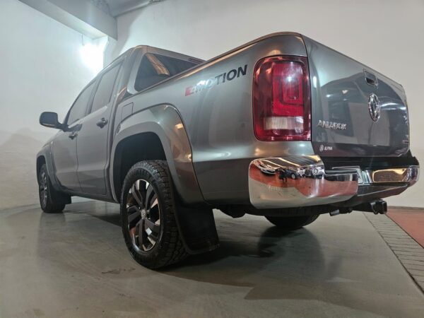 Volkswagen Amarok - Image 23