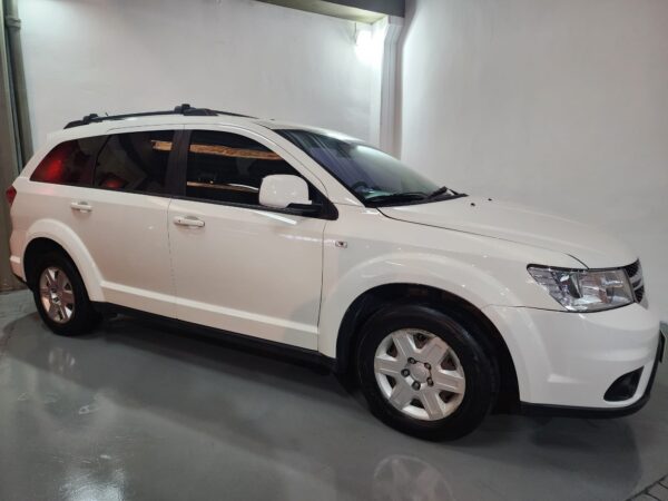 Dodge Journey - Image 22