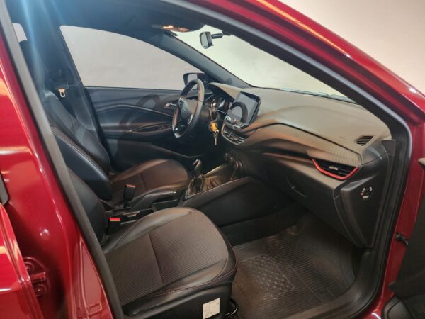 Chevrolet Onix - Image 21