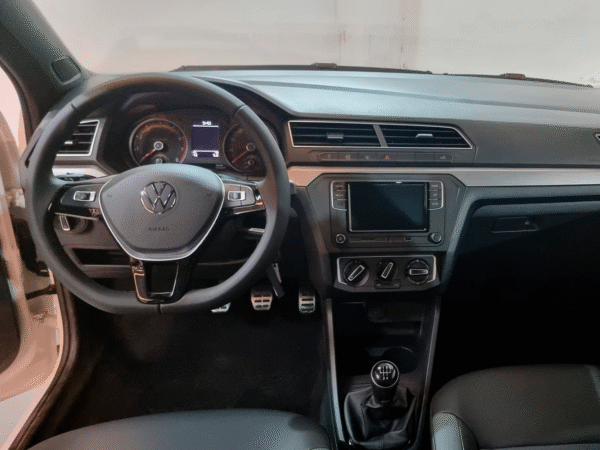 Volkswagen Saveiro - Image 6