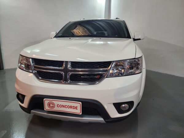 Dodge Journey - Image 30