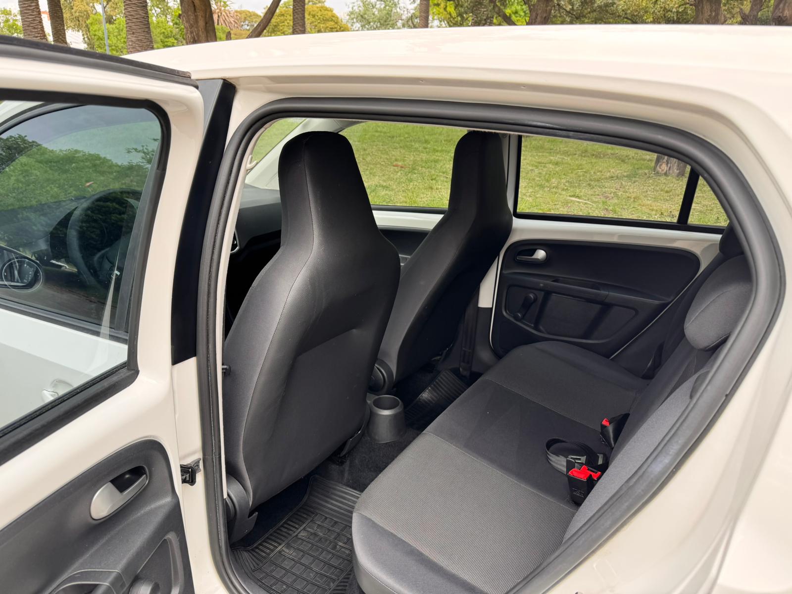 Volkswagen Up! 1.0 Move Up - Image 11