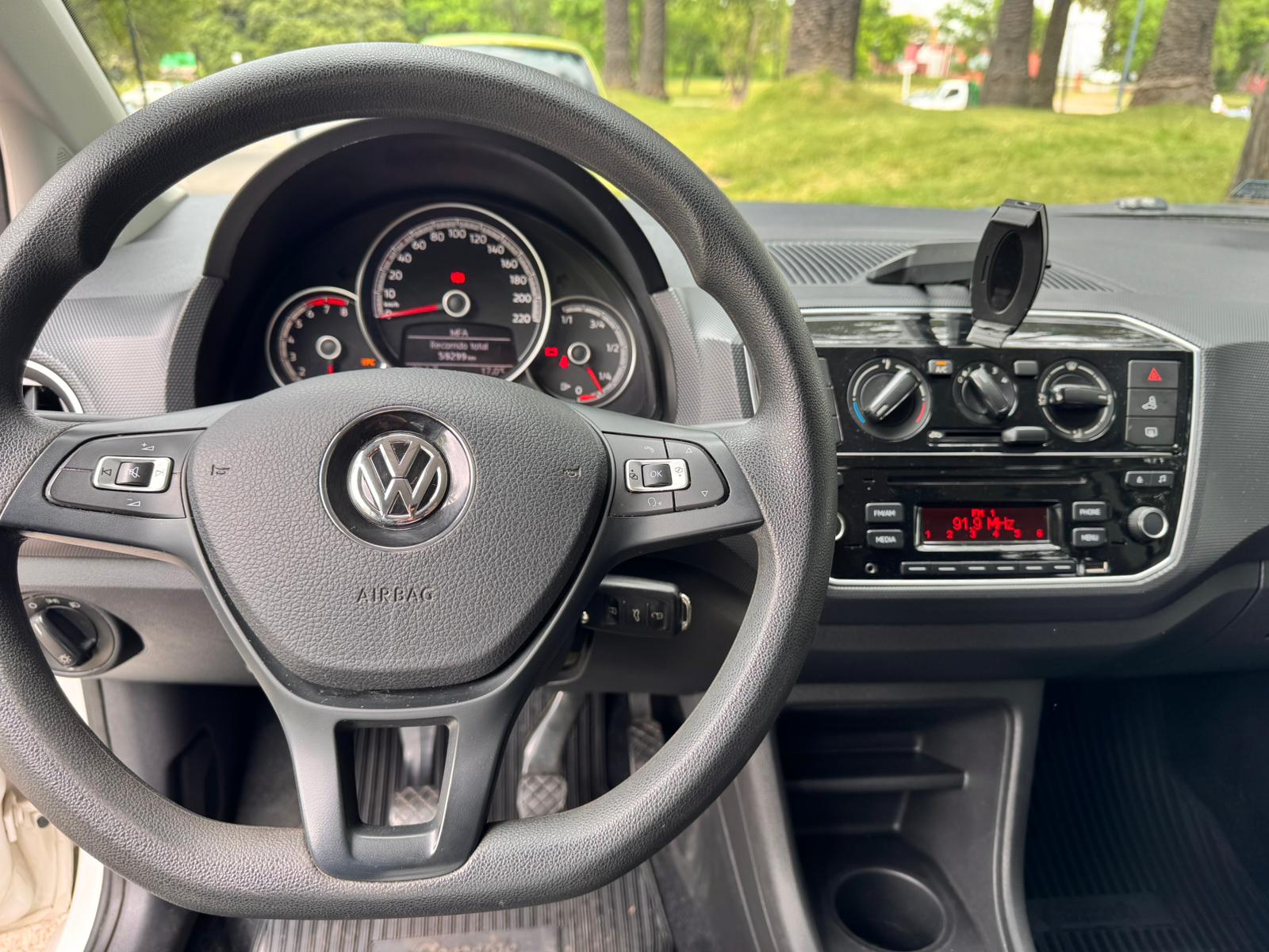 Volkswagen Up! 1.0 Move Up - Image 8