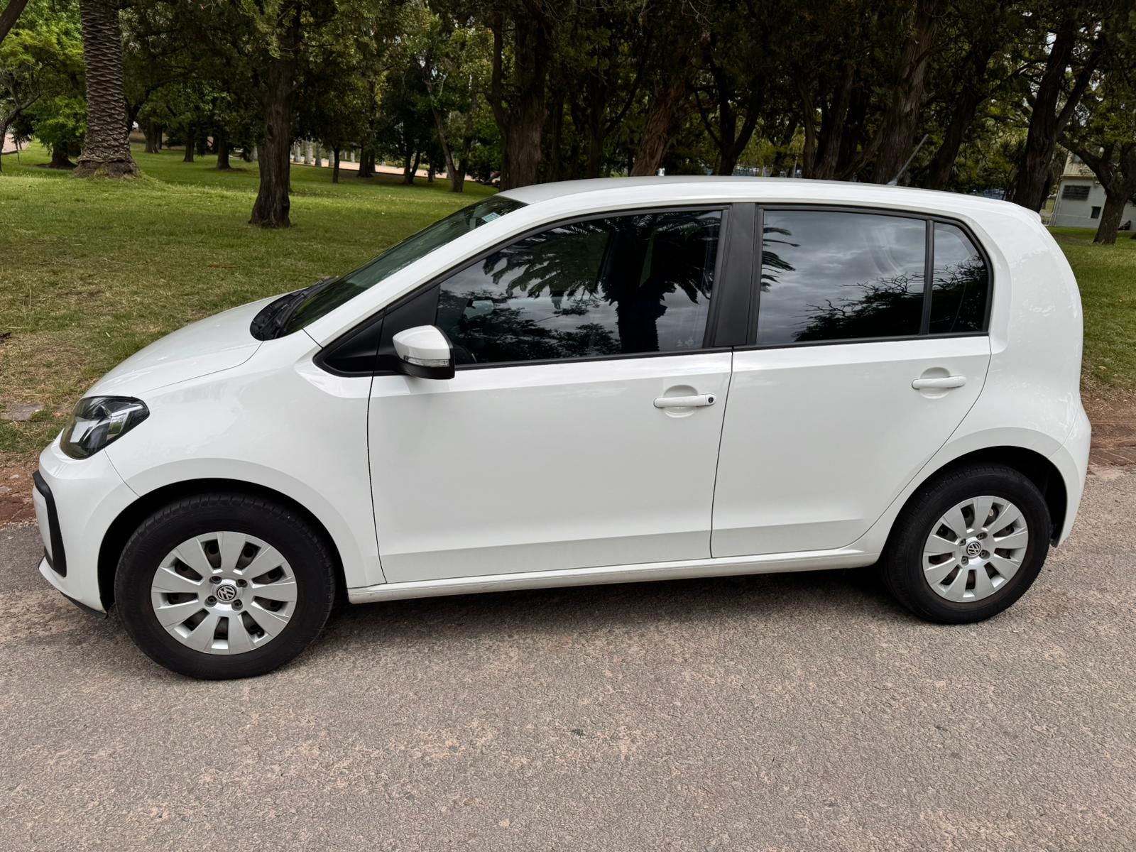 Volkswagen Up! 1.0 Move Up - Image 6