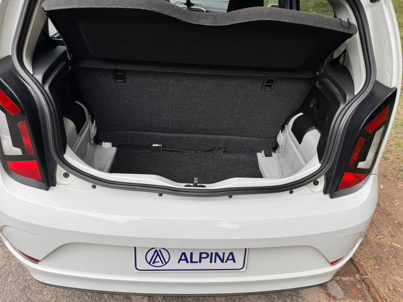 Volkswagen Up! 1.0 Move Up - Image 7