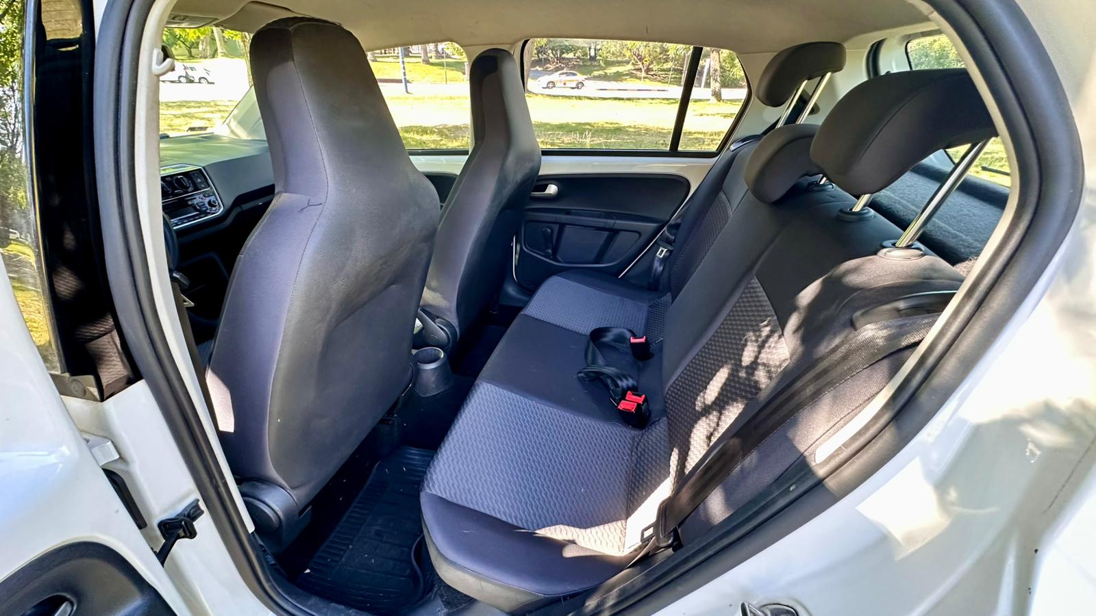 Volkswagen up! Move - Image 14