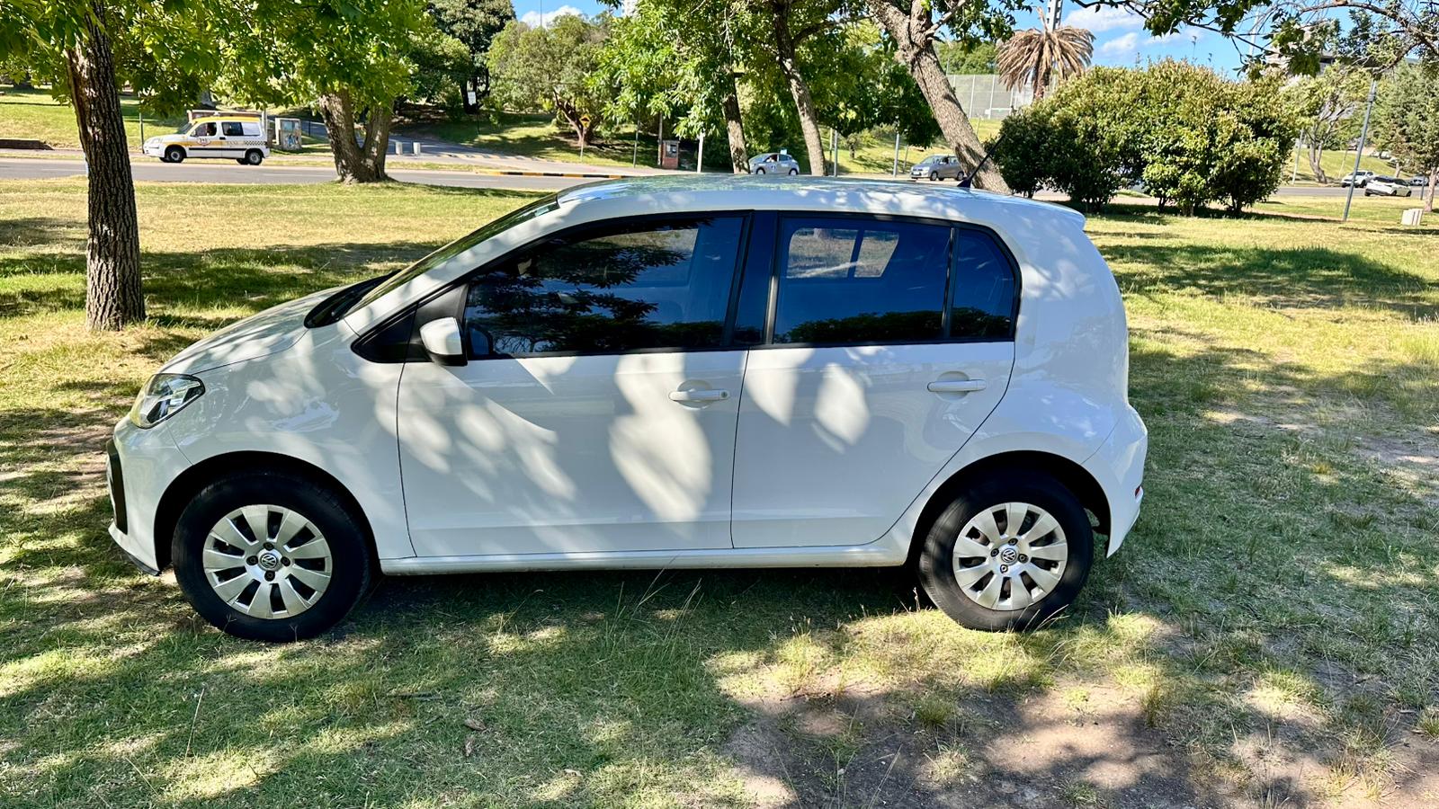 Volkswagen up! Move - Image 15